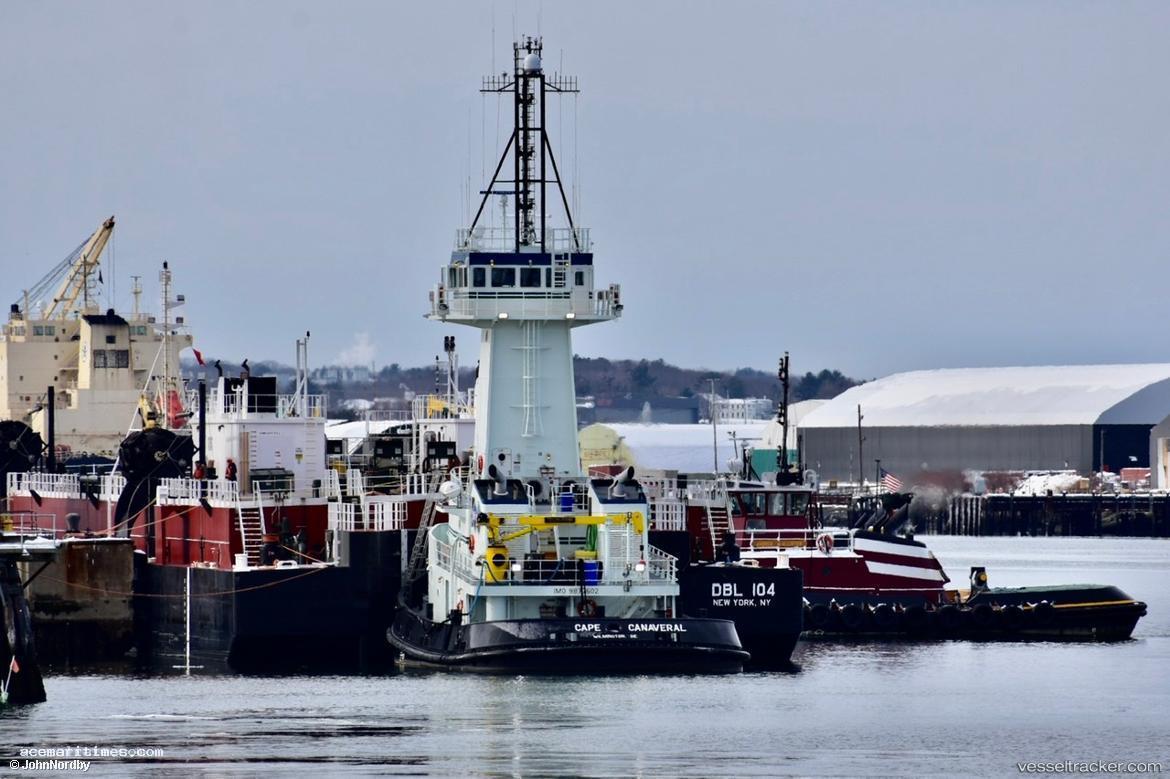Cape-Canaveral - Tug vessel registered in United States of America
