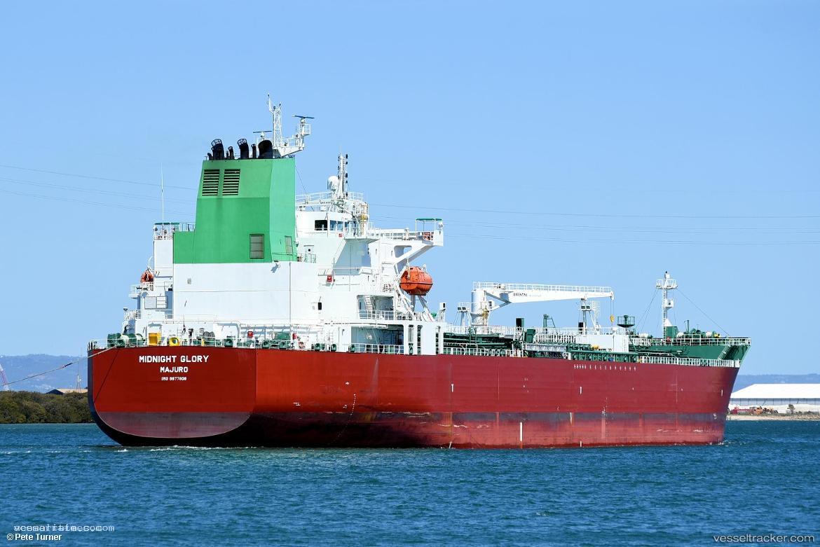 Midnight-Glory - Chemical Oil Products Tanker vessel registered in Marshall Islands