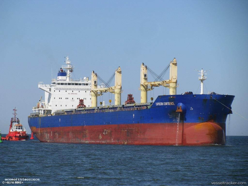Capricorn-Confidence - Bulk Carrier vessel registered in Marshall Islands