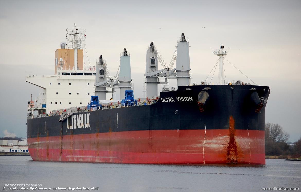 Ultra-Vision - Bulk Carrier vessel registered in Panama