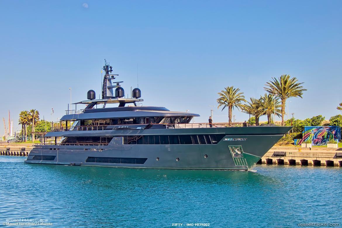 Fifty - Yacht vessel registered in Cayman Islands