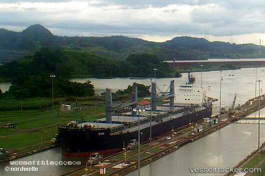 D10s - Bulk Carrier vessel registered in Singapore