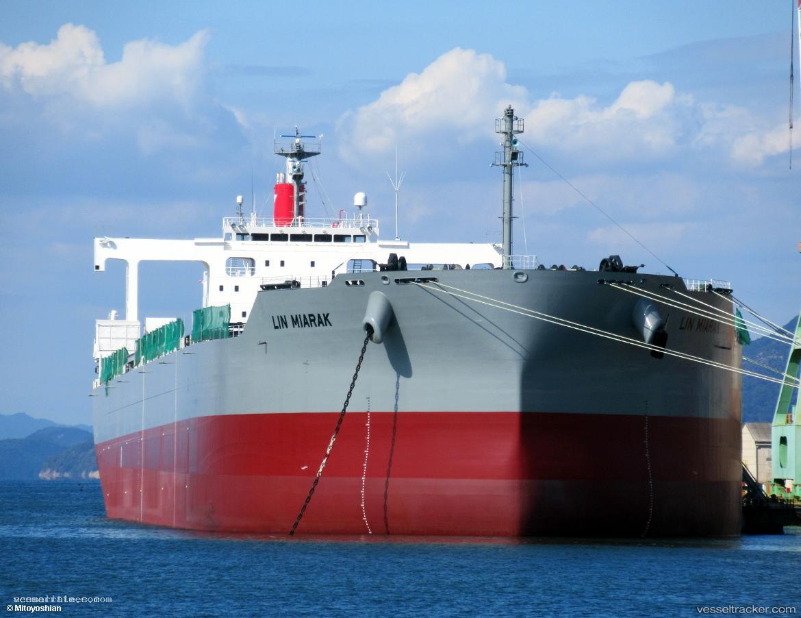 Lin-Miarak - Bulk Carrier vessel registered in Panama