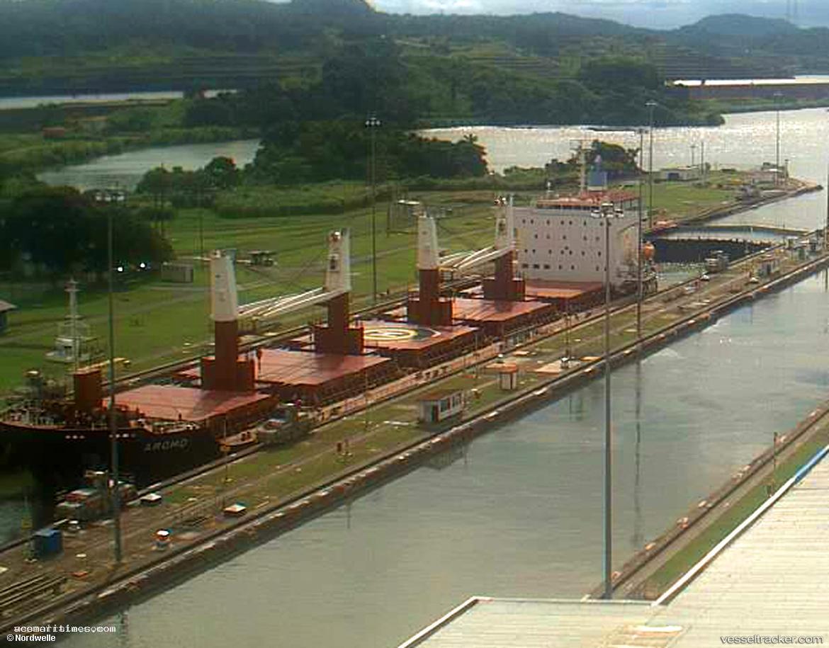 Ar0m0 - Bulk Carrier vessel registered in Panama