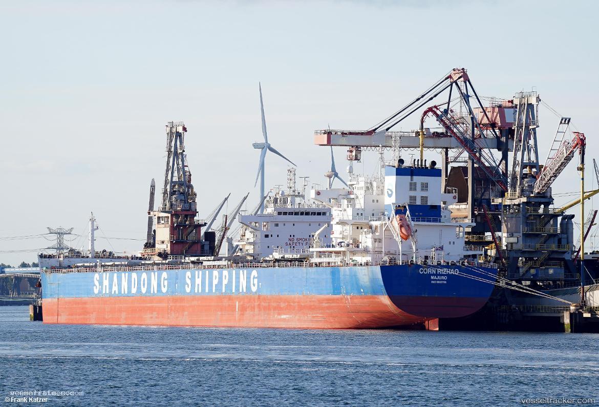 Corn-Rizhao - Bulk Carrier vessel registered in Marshall Islands