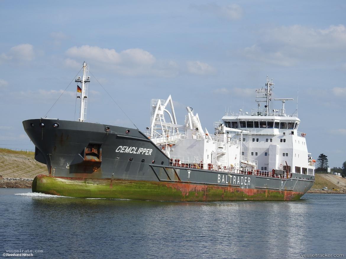 Cemclipper - Cement Carrier vessel registered in Cyprus