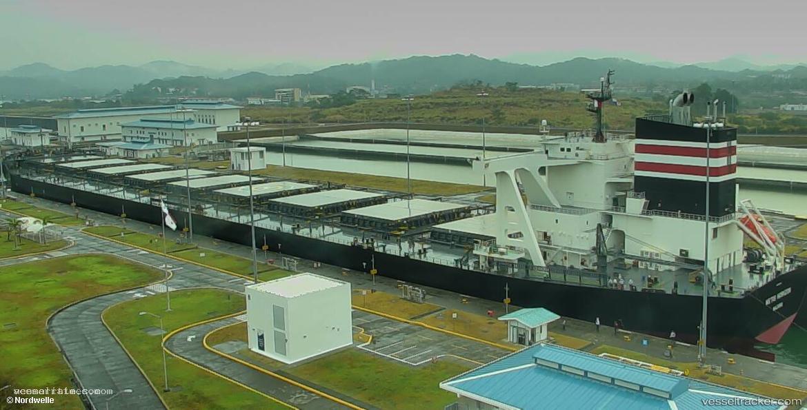 Metis-Horizon - Bulk Carrier vessel registered in Marshall Islands