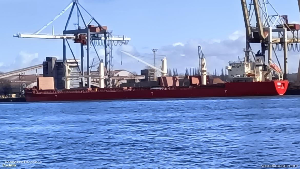 Nyon - Bulk Carrier vessel registered in Marshall Islands