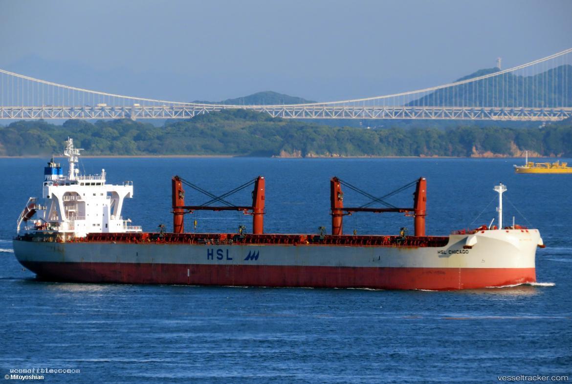 Hsl-Chicago - Bulk Carrier vessel registered in Singapore
