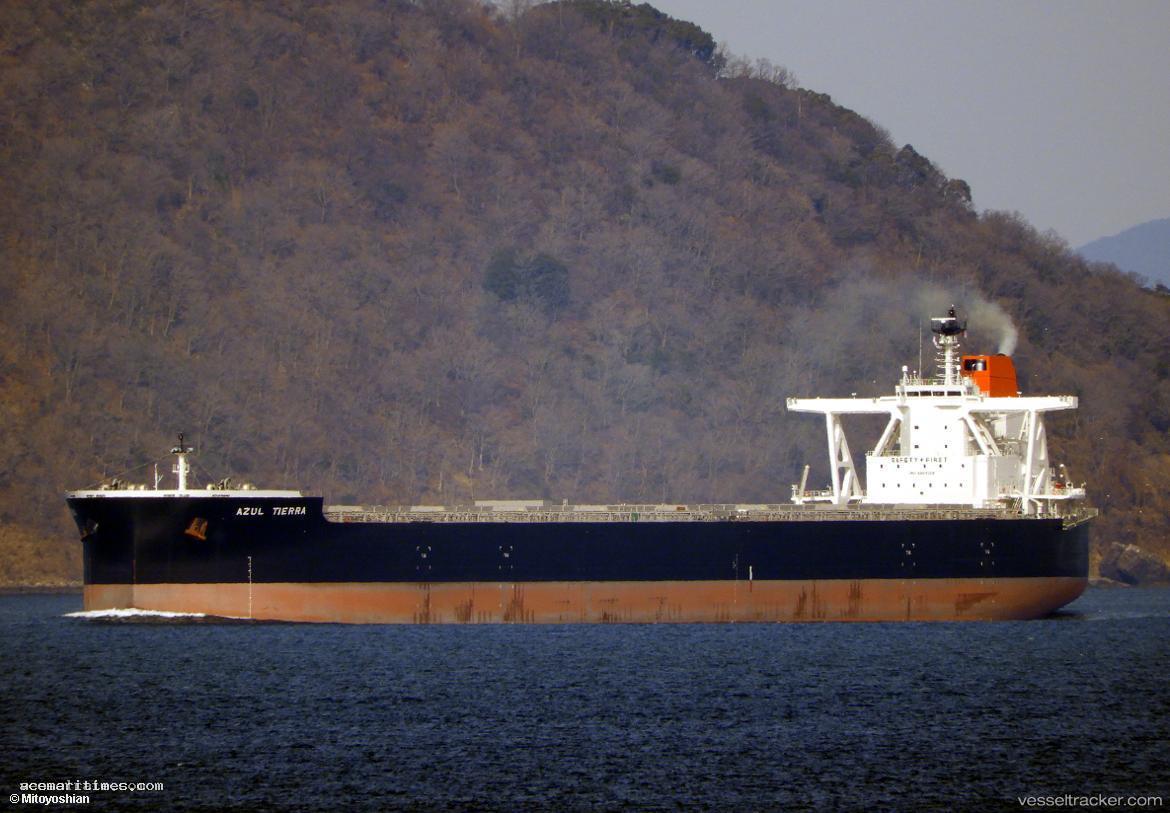 Azul-Tierra - Bulk Carrier vessel registered in Panama
