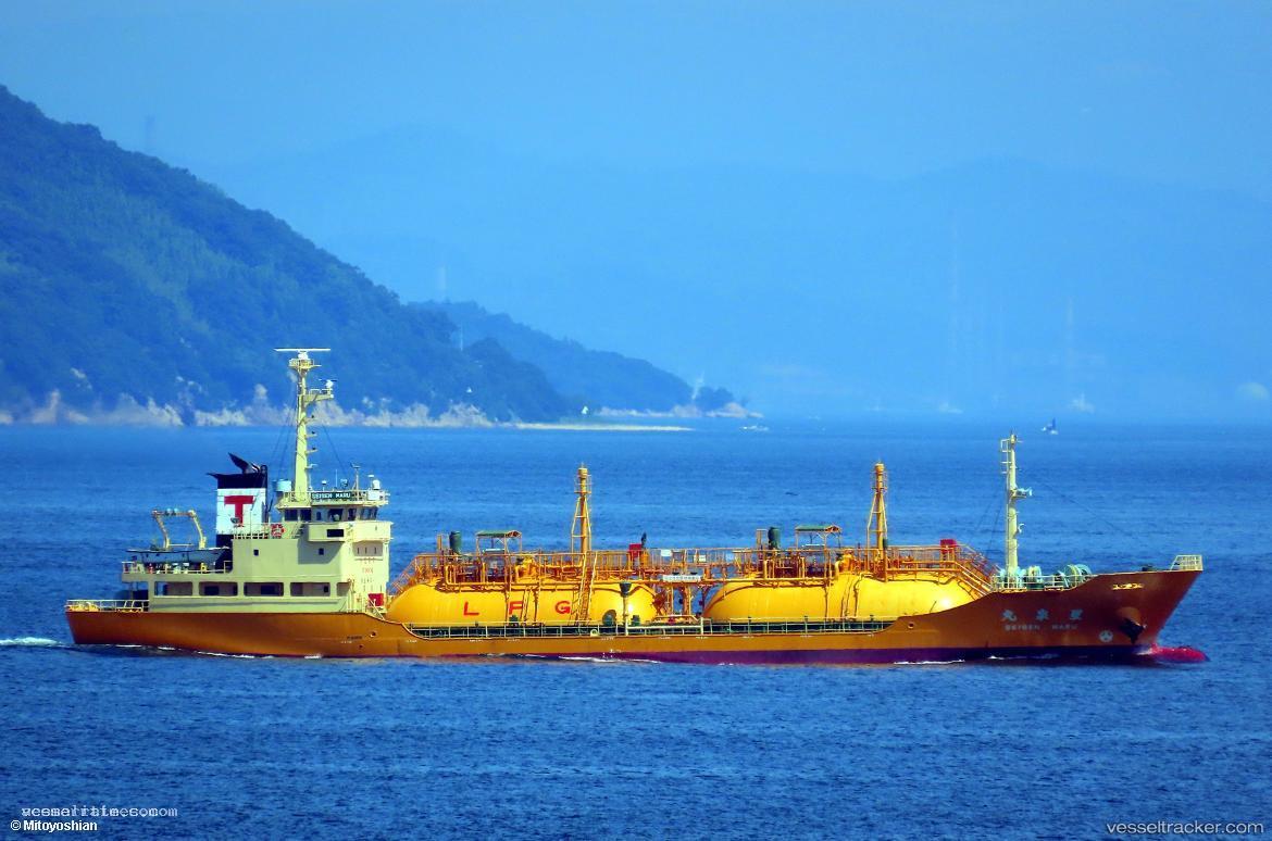Seisen-Maru - Lpg Tanker vessel registered in Japan
