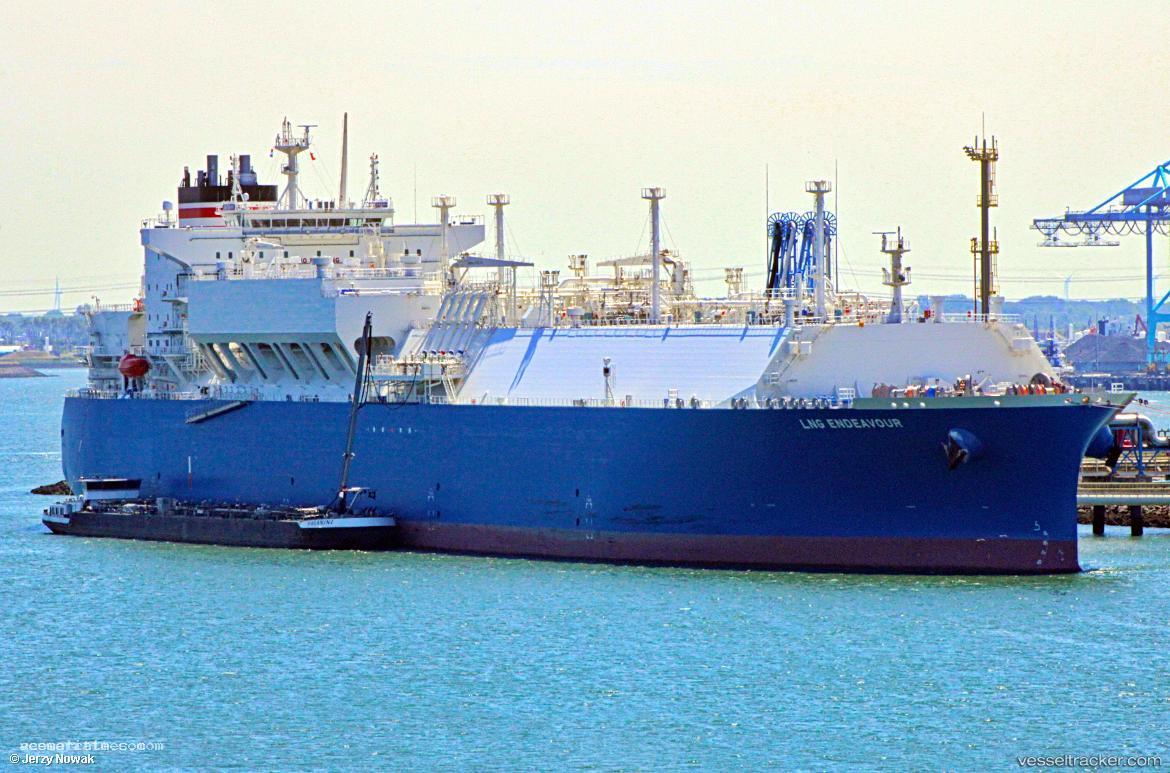 Lng-Endeavour - Lng Tanker vessel registered in France