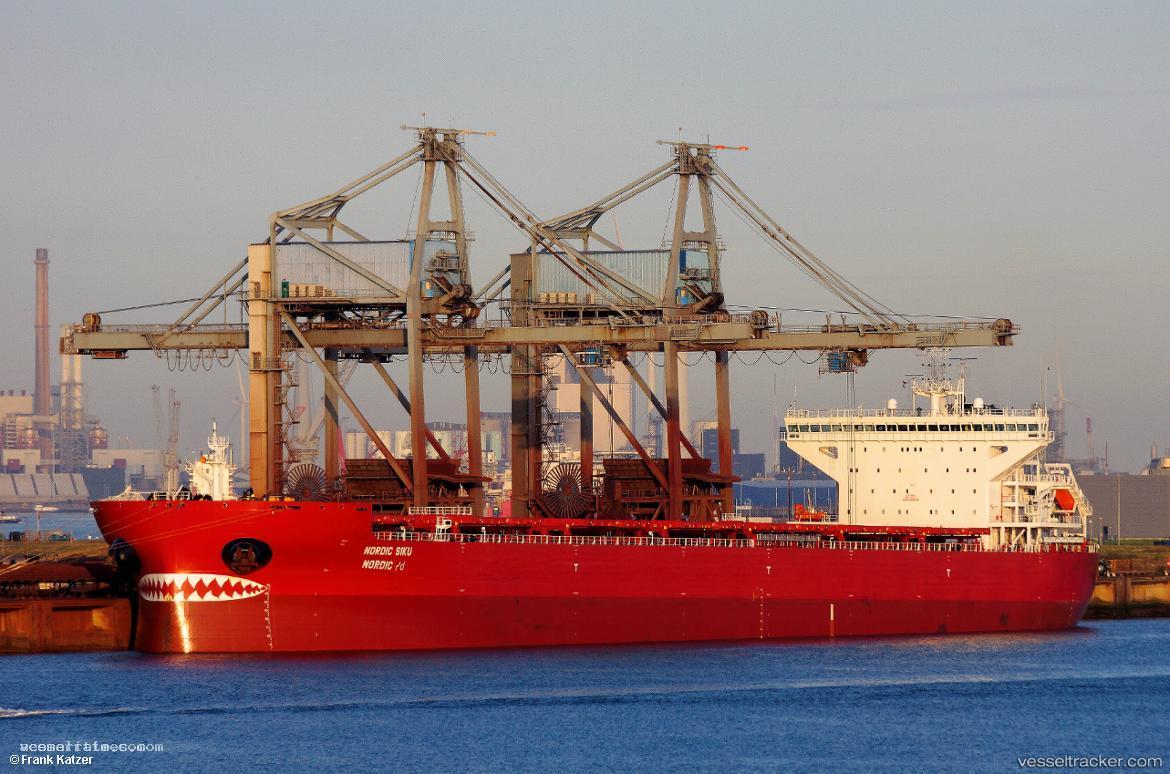 Nordic-Siku - Bulk Carrier vessel registered in Marshall Islands