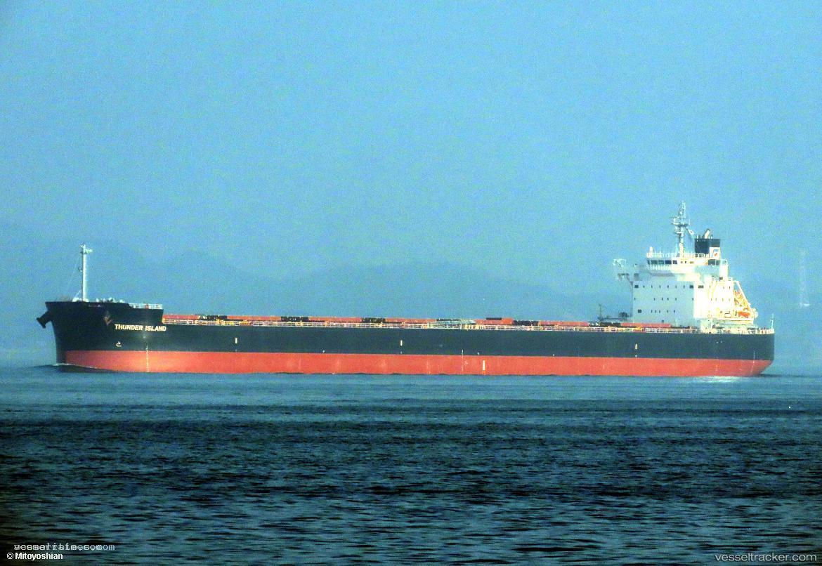 Thunder-Island - Bulk Carrier vessel registered in Panama