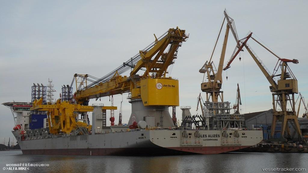 Les-Alizes - Heavy Load Carrier vessel registered in Luxembourg