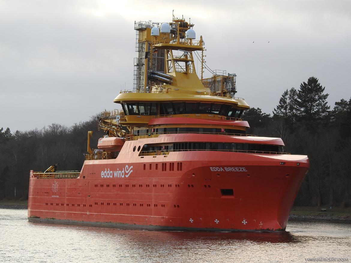 Breeze-Enabler - Work Repair Vessel vessel registered in Norway