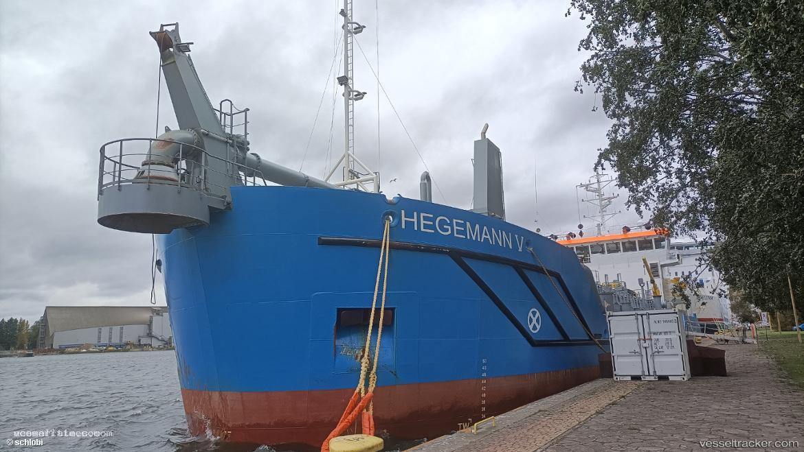 Hegemann-V - Hopper Dredger vessel registered in Germany