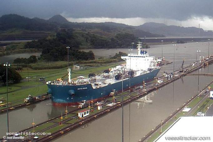 White-Pearl - Asphalt Bitumen Tanker vessel registered in Marshall Islands