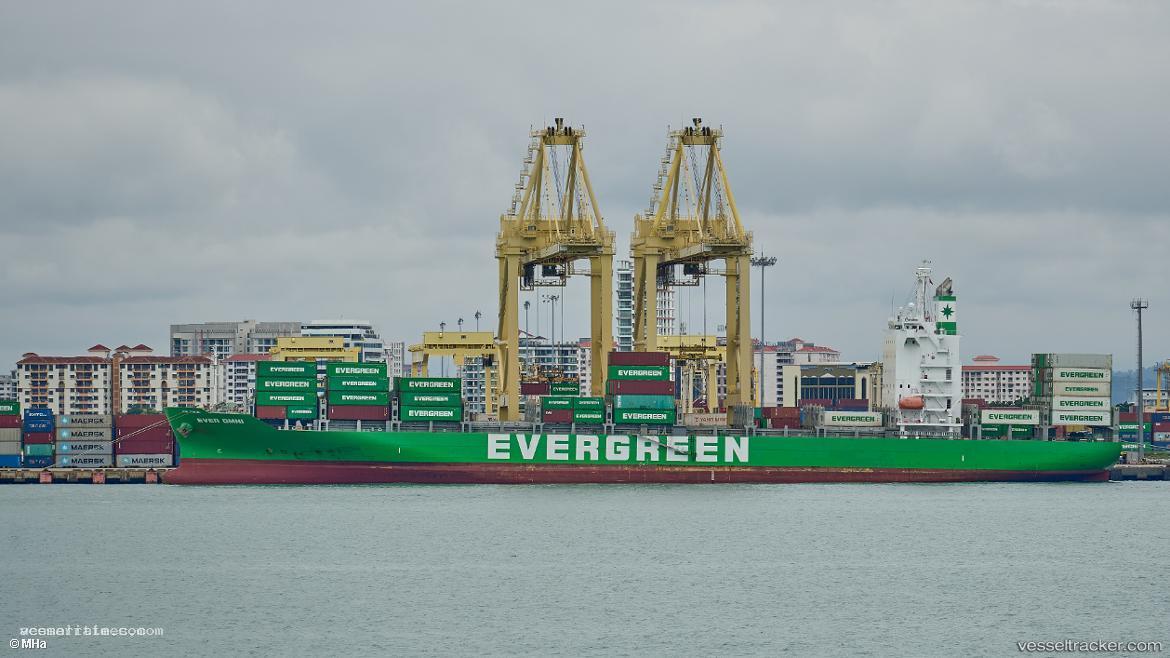 Ever-Omni - Container Ship vessel registered in Liberia