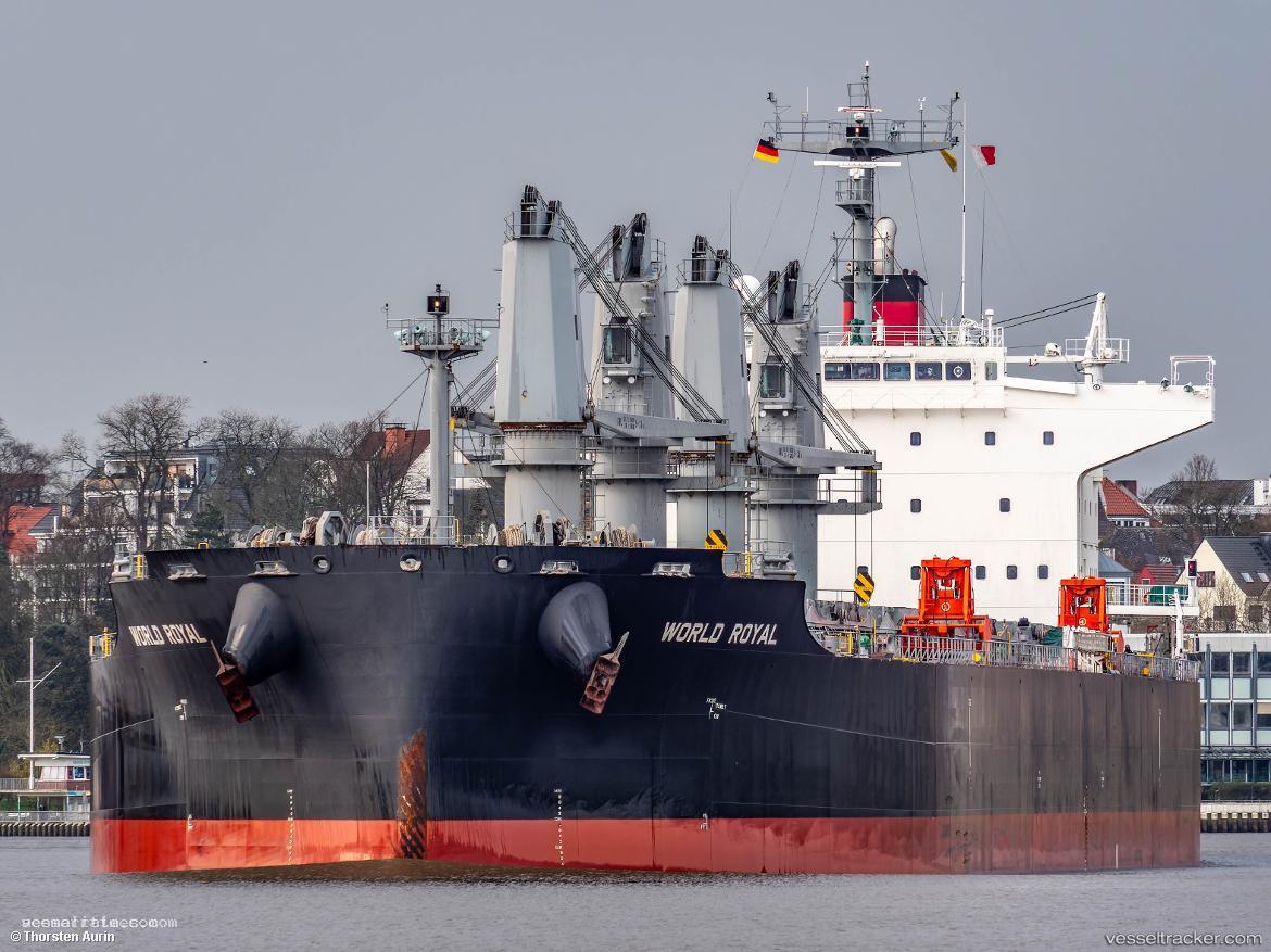 Royal - Bulk Carrier vessel registered in Malta