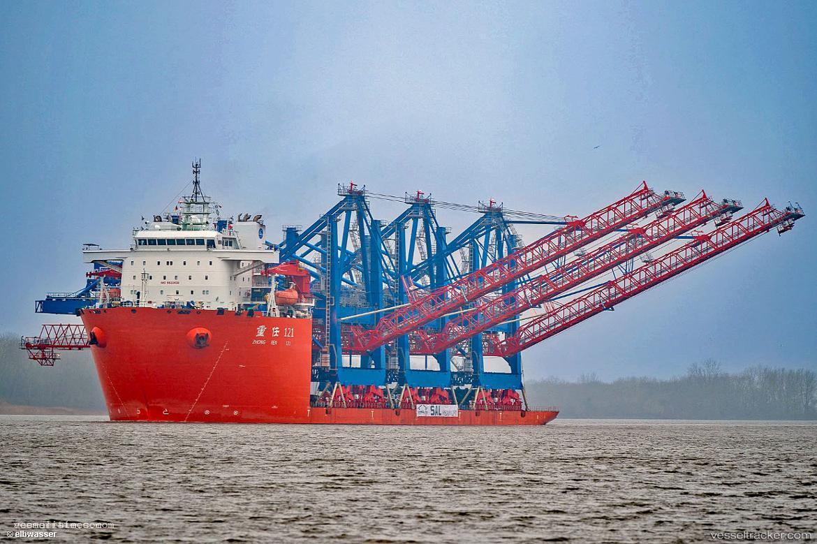 Zhong-Ren-121 - Salvage Ship vessel registered in China