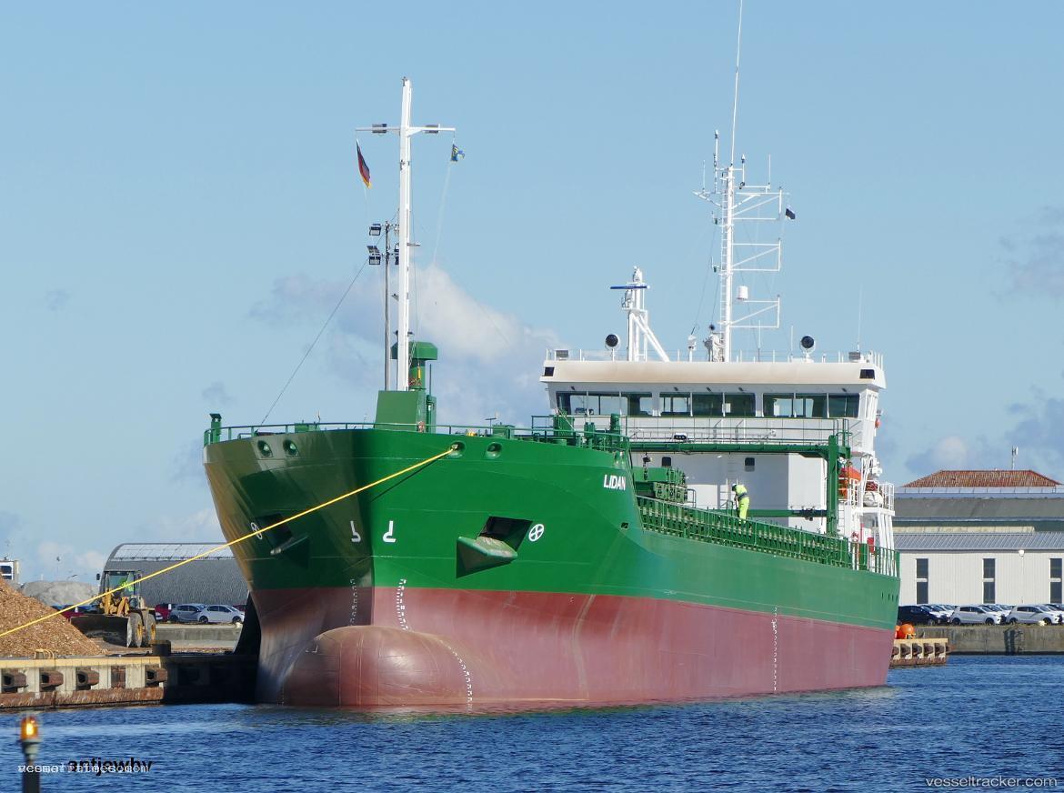 Lidan - Multi Purpose Carrier vessel registered in Faeroe Islands