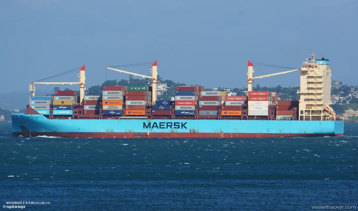 Maersk-Mammoth - Container Ship vessel registered in Panama