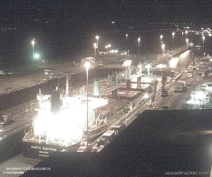 Kapta-Dimitros - Bulk Carrier vessel registered in Marshall Islands