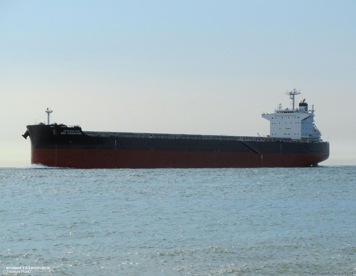 Bbg-Singapore - Bulk Carrier vessel registered in Liberia