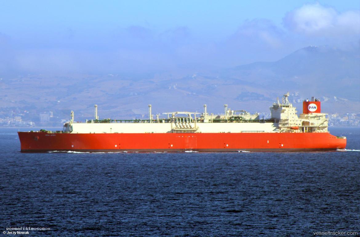 New-Apex - Lng Tanker vessel registered in Panama