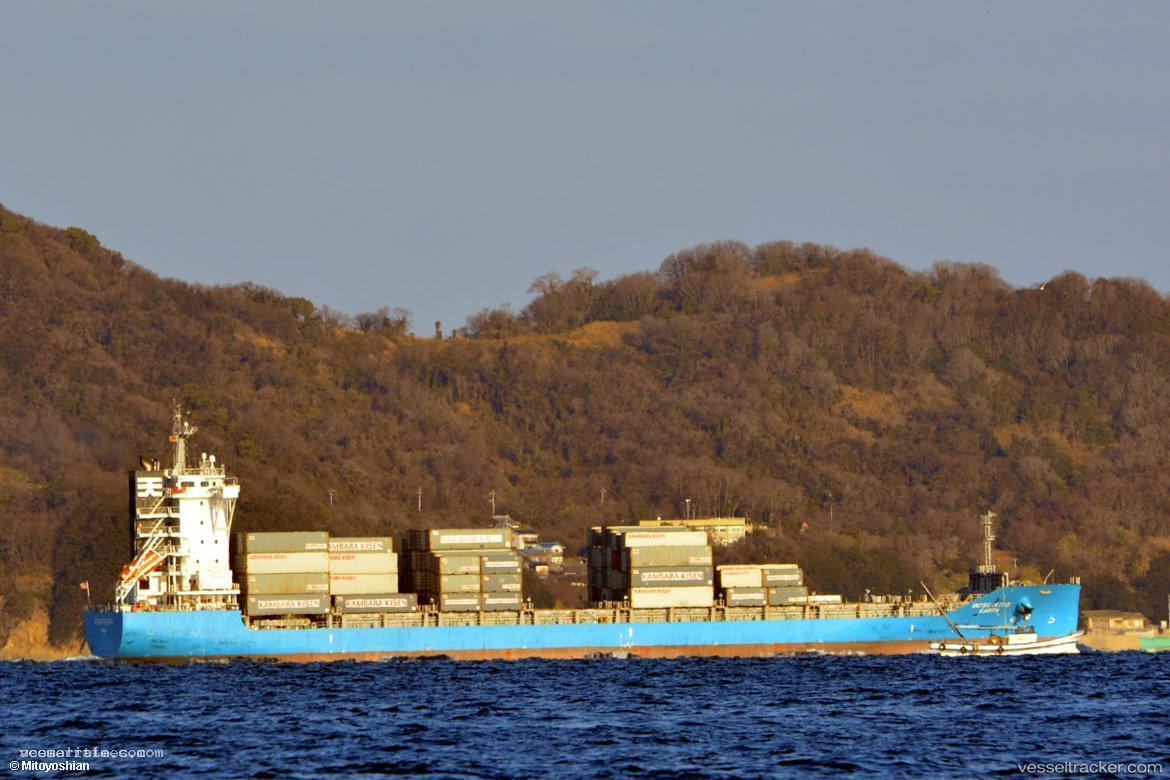 Integrative-Earth - Container Ship vessel registered in Liberia