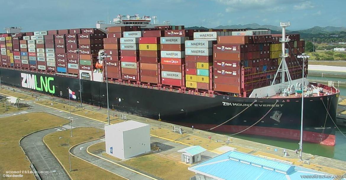Zim-Mount-Everest - Container Ship vessel registered in Hong Kong