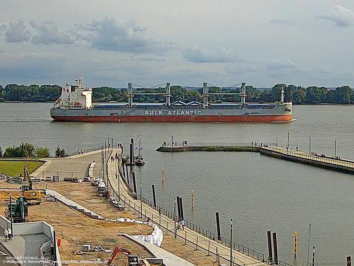 Eva-Sunrise - Bulk Carrier vessel registered in Panama