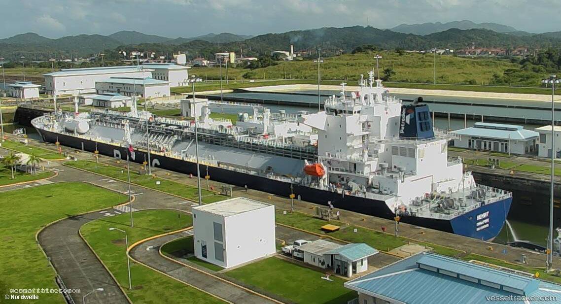 Henbit - Lpg Tanker vessel registered in Singapore