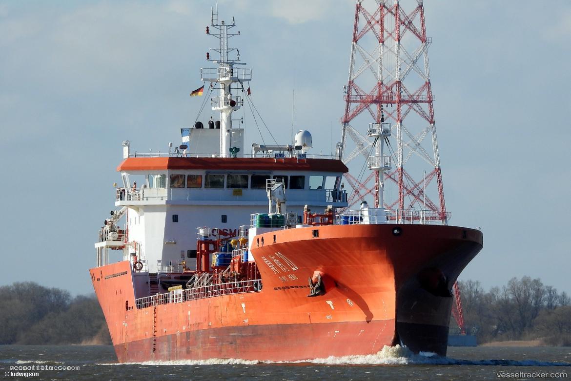 Dingheng20 - Chemical Oil Products Tanker vessel registered in China