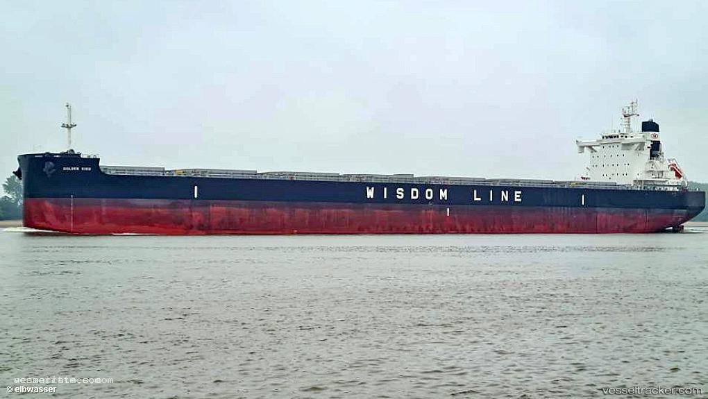 Golden-Kiku - Bulk Carrier vessel registered in Panama