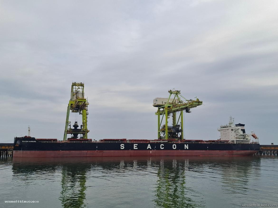 Seacon-Hamburg - Bulk Carrier vessel registered in Singapore
