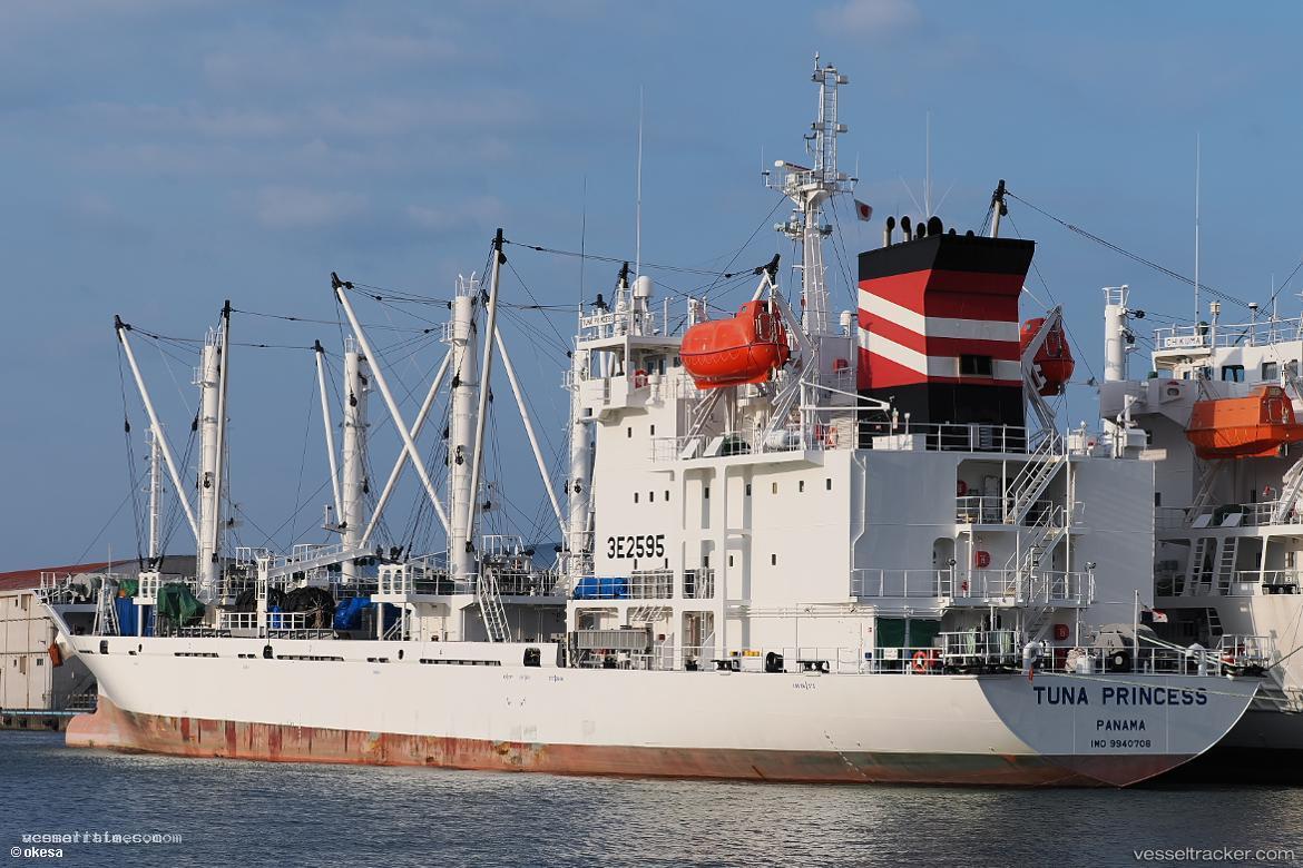Tuna-Princess - Refrigerated Cargo Ship vessel registered in Panama