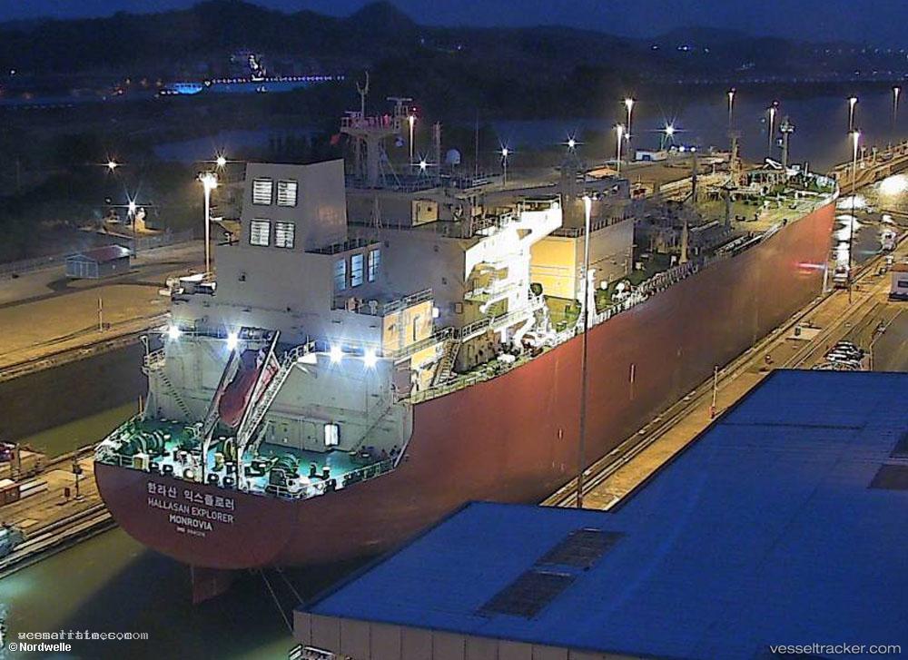 Hallasan-Explorer - Lpg Tanker vessel registered in Liberia