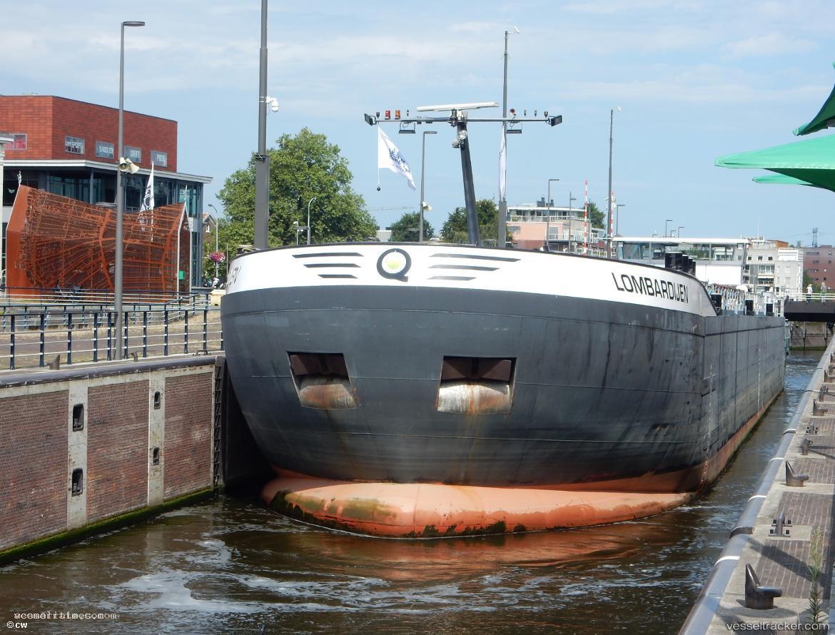 Lombardijen -  vessel registered in Netherlands