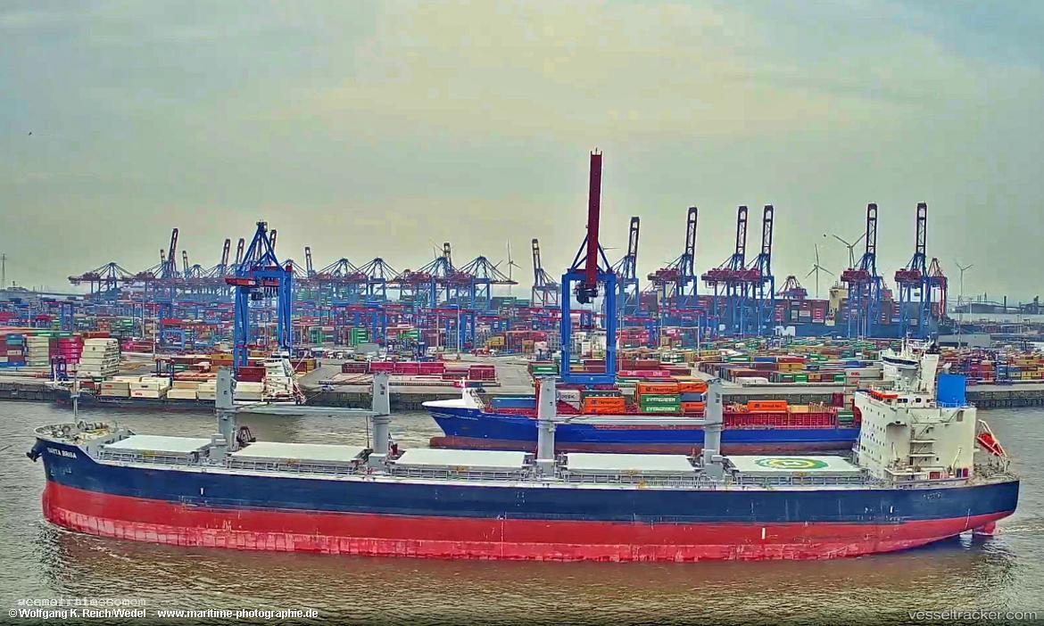 Santa-Brisa - Bulk Carrier vessel registered in Panama