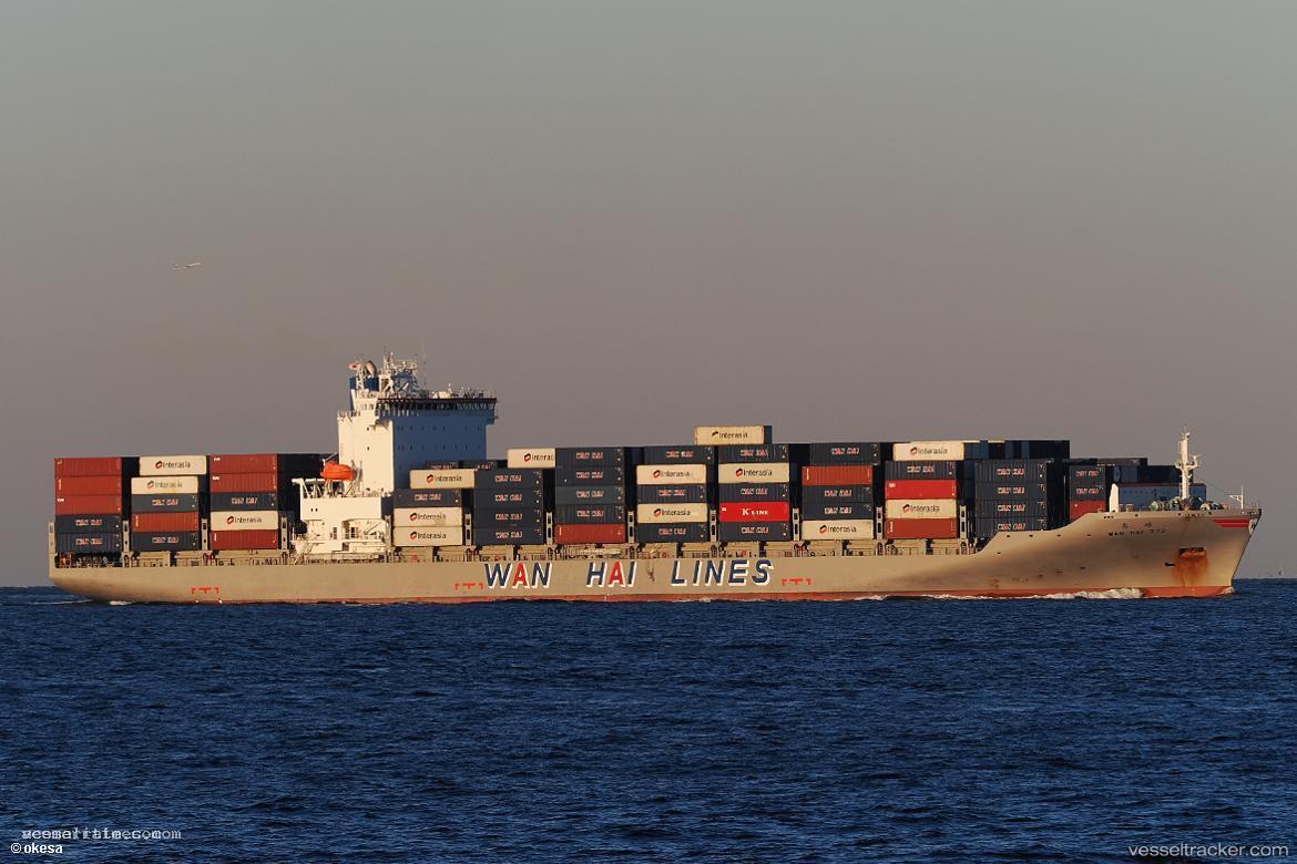 Wan-Hai-372 - Container Ship vessel registered in Singapore