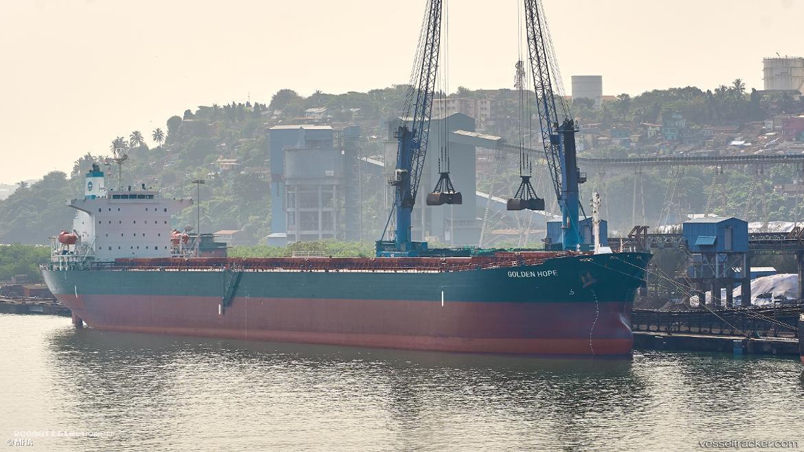 Golden-Hope - Bulk Carrier vessel registered in Marshall Islands