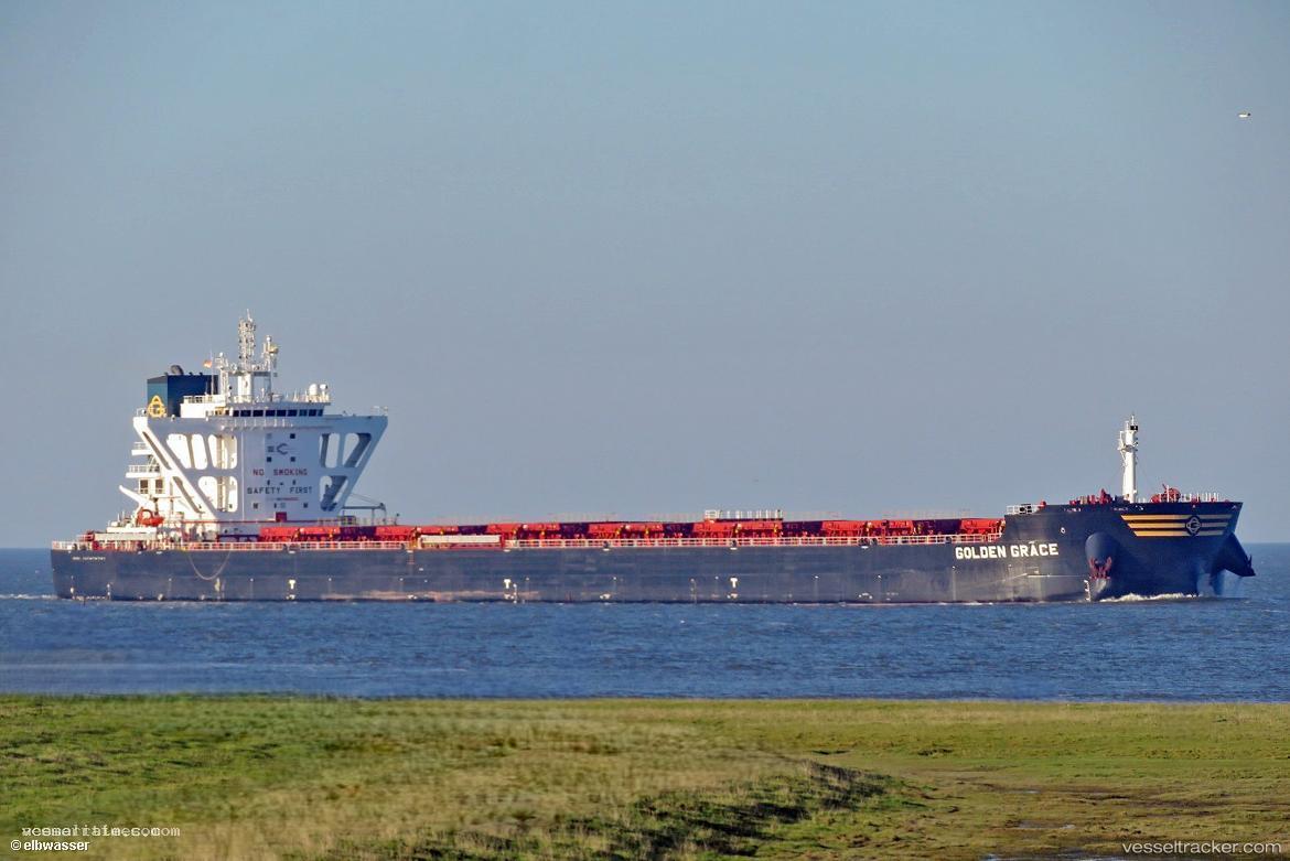 Golden-Grace - Bulk Carrier vessel registered in Marshall Islands