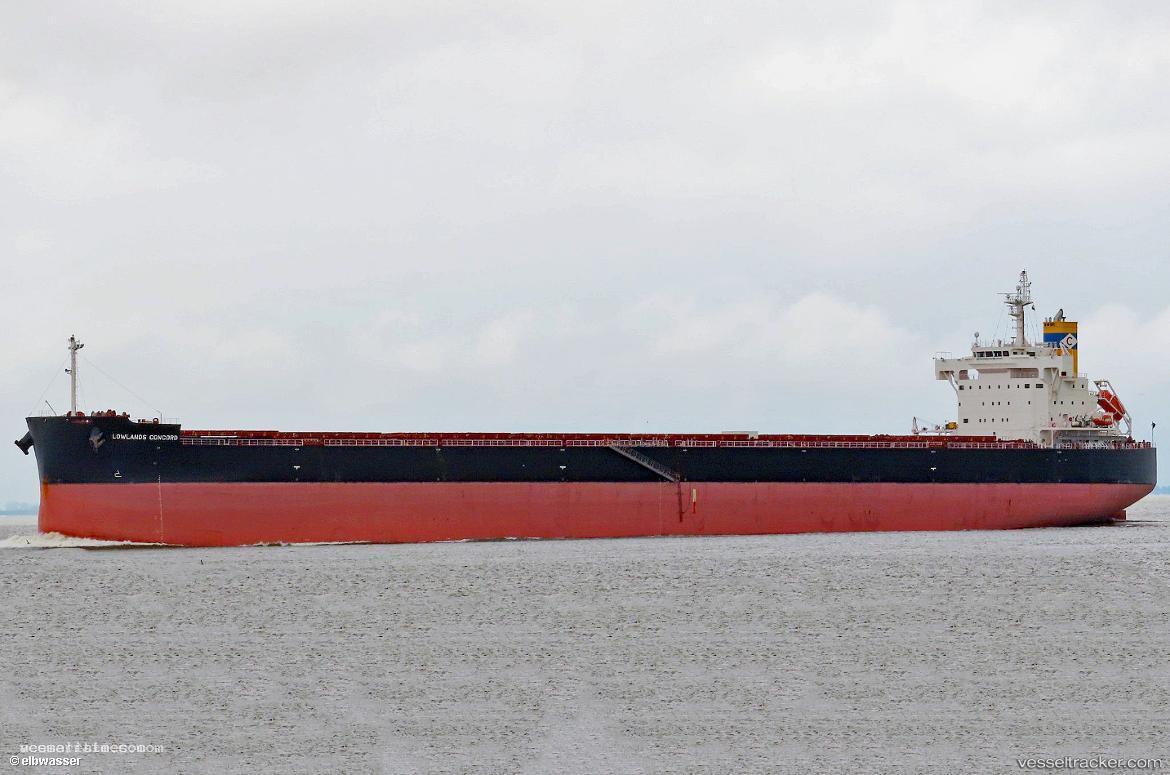 Lowlands-Concord - Bulk Carrier vessel registered in Marshall Islands