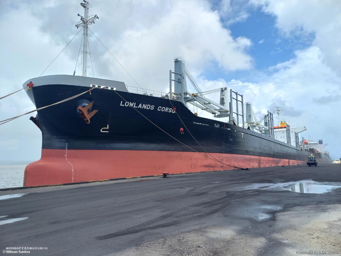 Lowlands-Corso - Bulk Carrier vessel registered in Panama