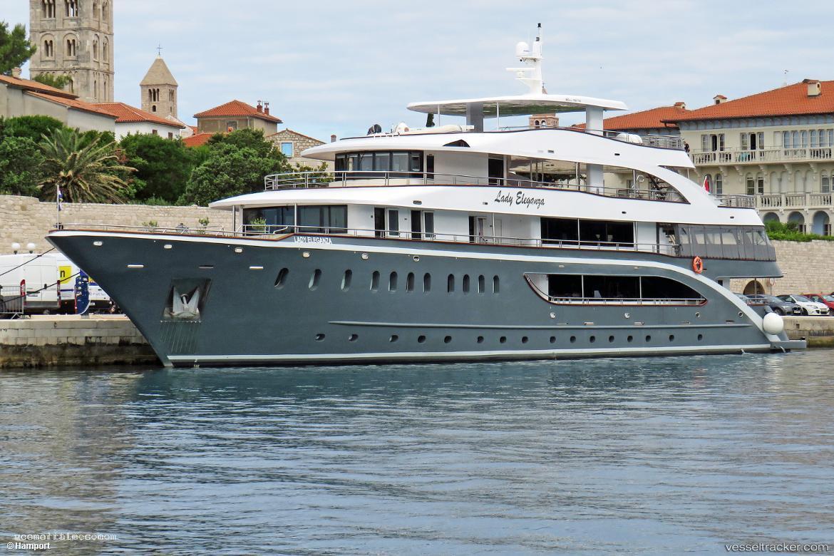 Lady-Eleganza - Cruise Ship