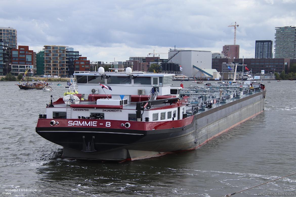 Sammie-b - Other Tanker vessel registered in Netherlands
