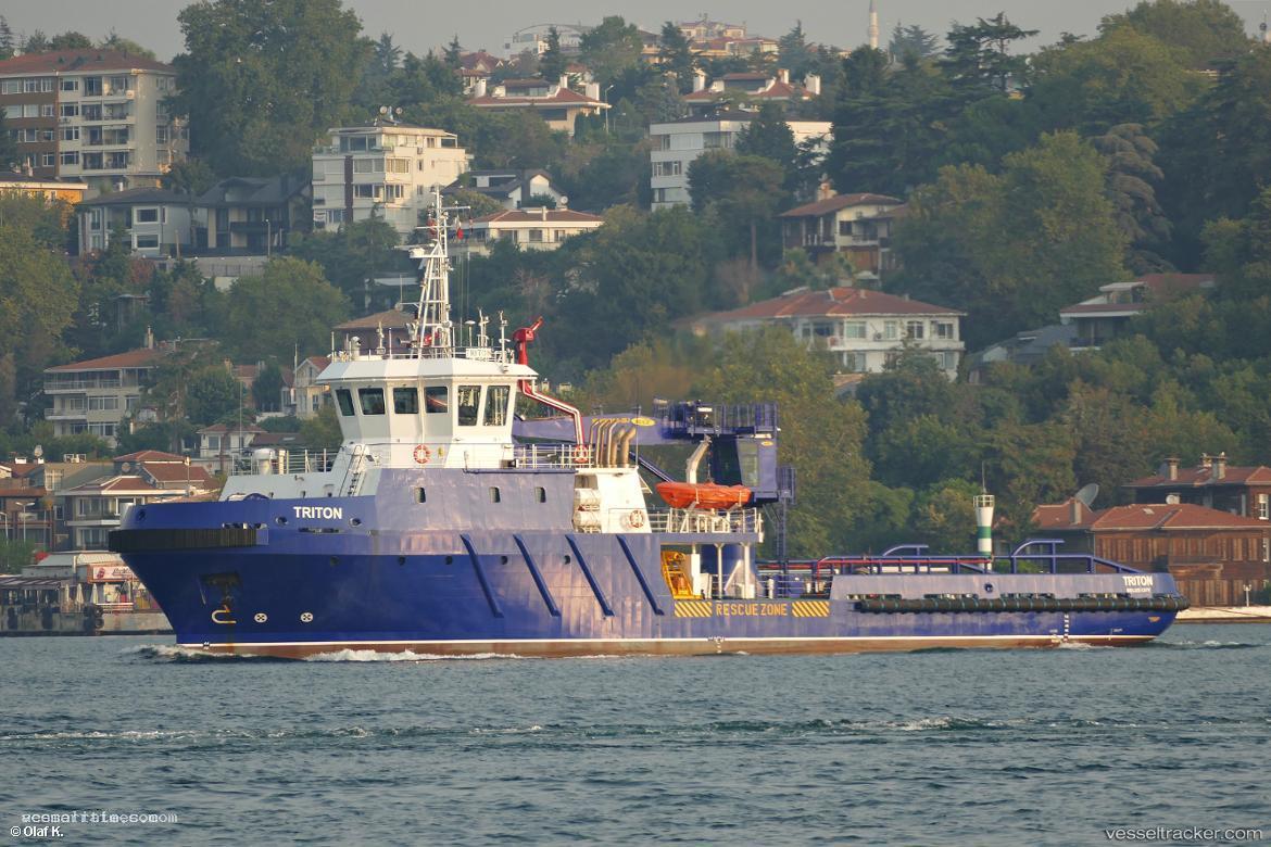 Triton - Pollution Control Vessel vessel registered in Russia