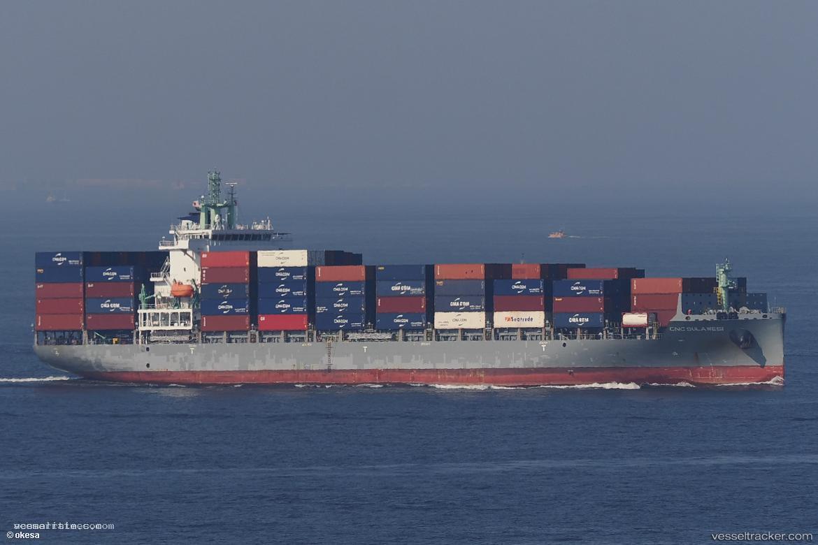Cnc-Sulawesi - Container Ship vessel registered in Singapore